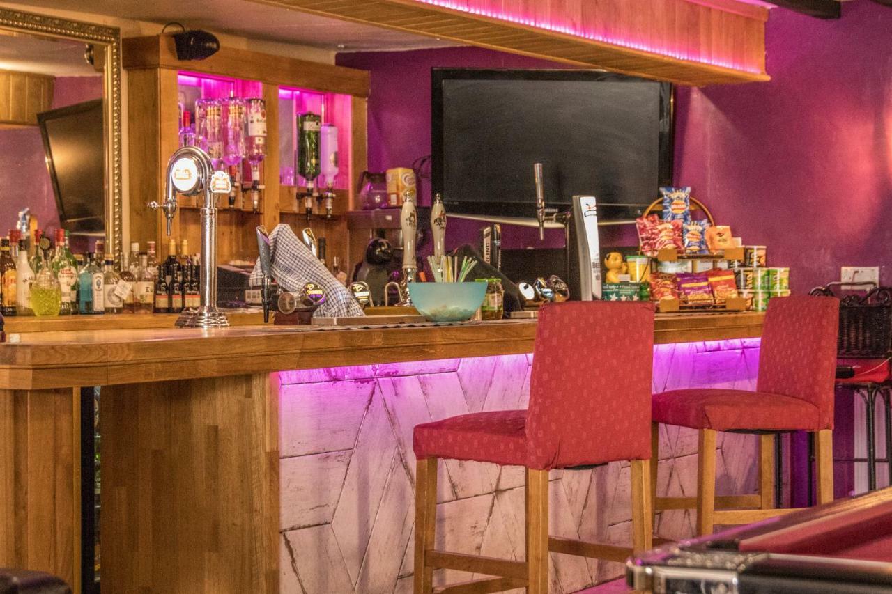 Appartamento The Saracens Head The Conkera Chapel Saint Leonards Esterno foto